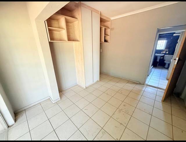 4 BEDROOM HOUSE FOR SALE IN VANDERBIJLPARK CW 3